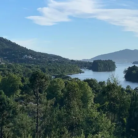 Casa Dos Silencios - Paz E Natureza 122201/al * Cortes (Minho)
