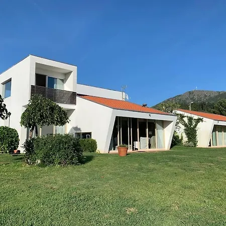 Casa Dos Silencios - Paz E Natureza 122201/al * Cortes (Minho)