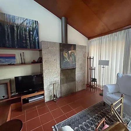 Casa Dos Silencios - Paz E Natureza 122201/al Cortes (Minho)